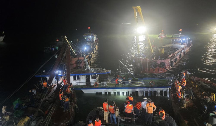 Death toll rises to 37 after tourist boat capsizes in Vietnam