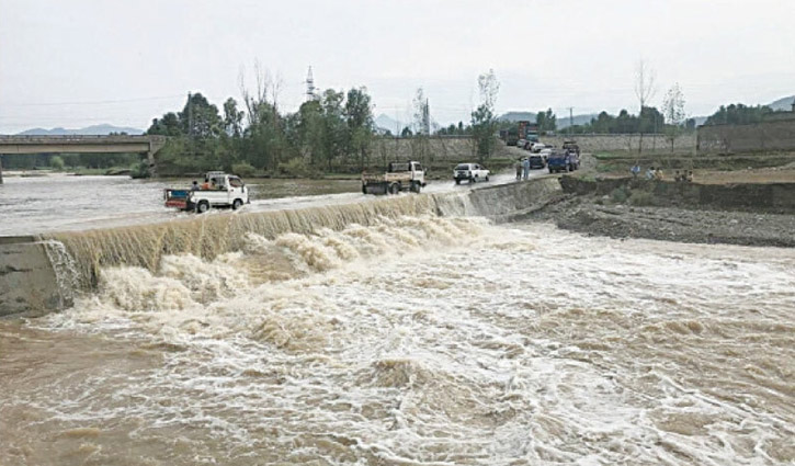 Heavy rain leaves 19 dead in Pakistan