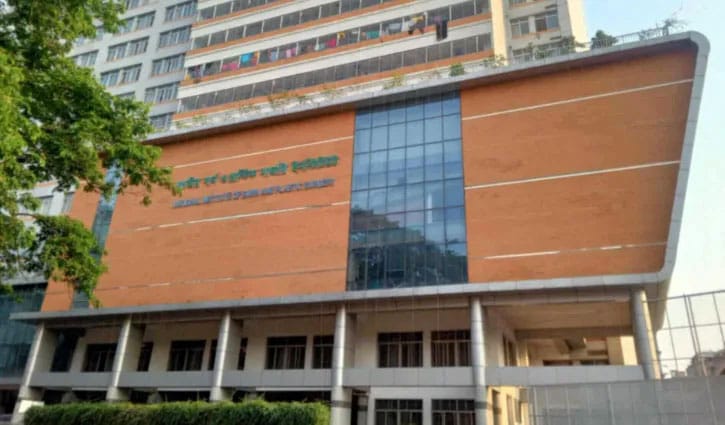 Two discharged from hospital, four in critical 