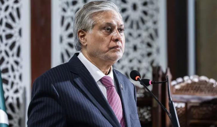 Pakistan FM extends grief over Dhaka jet crash