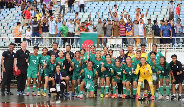 BFF to accord reception to women team BFF to accord reception to women team