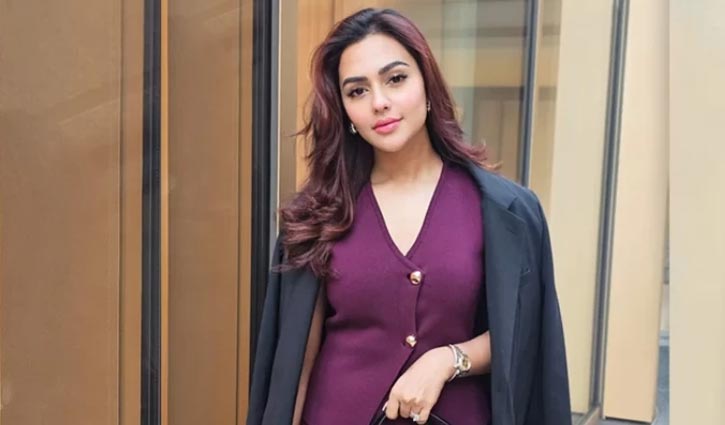 সময়ই সব বলে দেয়: নুসরাত ফারিয়া