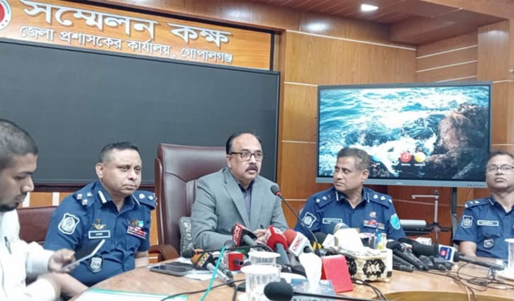 গোপালগঞ্জে কারফিউয়ের সময় বাড়ল, শুক্রবার ৩ ঘণ্টা বিরতি