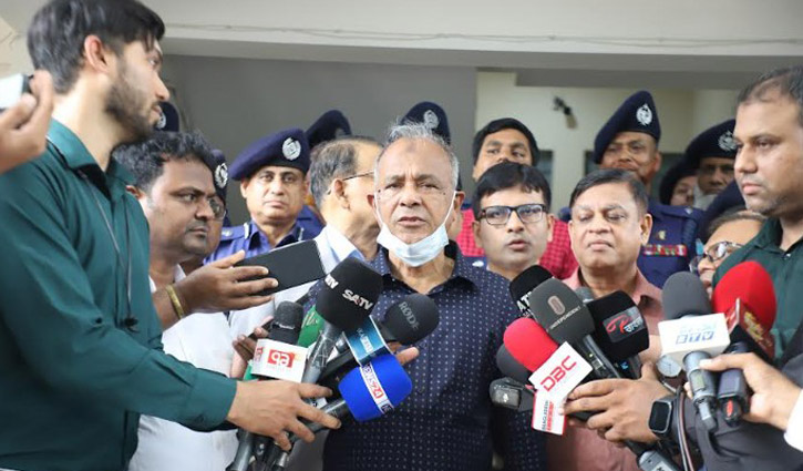 মিটফোর্ডে সোহাগ হত্যায় জড়িতদের গ্রেপ্তার করা হ‌য়ে‌ছে: স্বরাষ্ট্র উপদেষ্টা