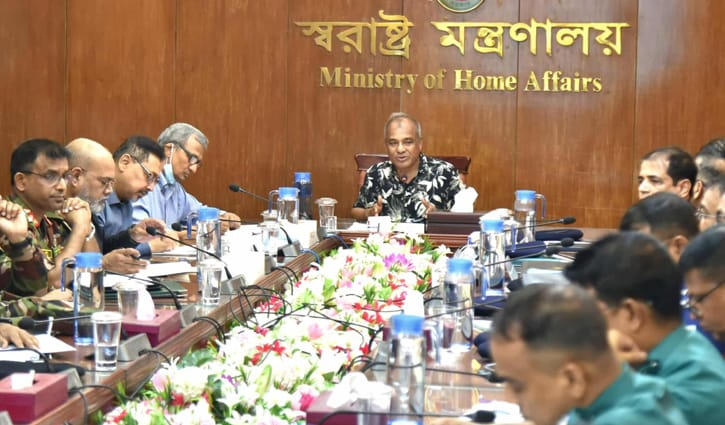 সহিংসতা অনেকটা নিয়ন্ত্রণে আনতে পেরেছি: স্বরাষ্ট্র উপদেষ্টা