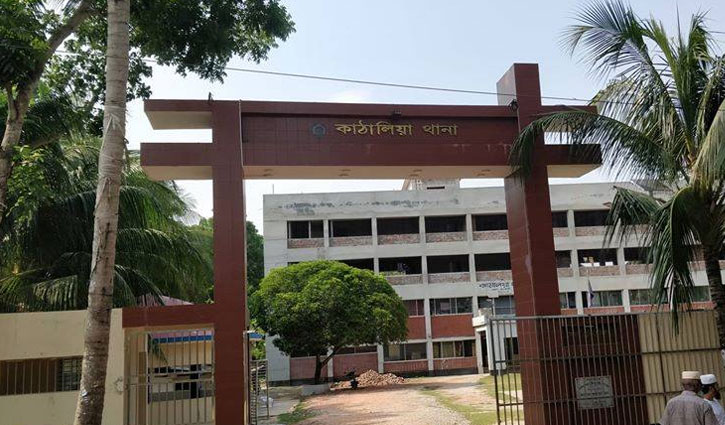 ঝালকাঠিতে এনজিও কর্মীকে কুপিয়ে পায়ের গোড়ালি বিচ্ছিন্ন