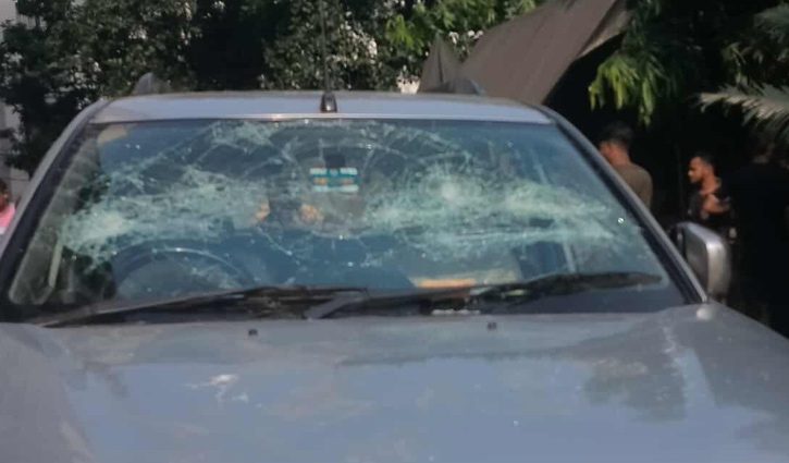 সচিবালয়ে গাড়ি ভাঙচুর