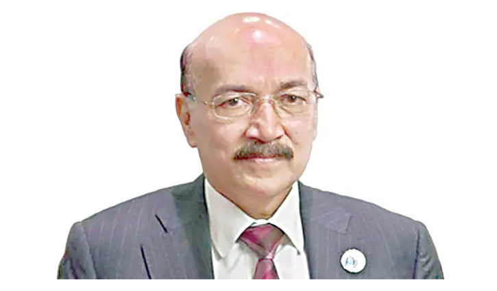 তারিক আহমেদ সিদ্দিকের কার‌ণে ফাঁস‌লেন স্ত্রী-কন‌্যা, ৪ মামলা