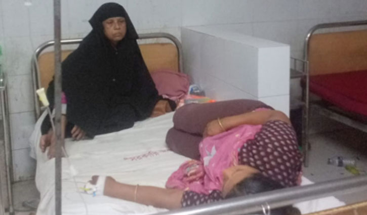 নেশা ও জুয়ায় টাকা না পেয়ে স্ত্রীকে নির্যাতনের অভিযোগ নেশা ও জুয়ায় টাকা না পেয়ে স্ত্রীকে নির্যাতনের অভিযোগ