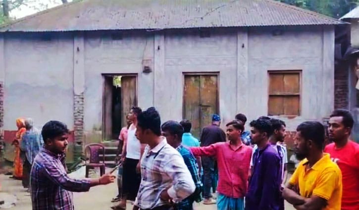 ধর্ষণে অন্তঃসত্ত্বা প্রতিবন্ধী কিশোরী, দোষীকে আড়ালের চেষ্টা ধর্ষণে অন্তঃসত্ত্বা প্রতিবন্ধী কিশোরী, দোষীকে আড়ালের চেষ্টা