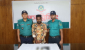 কাভার্ডভ্যান চালকের কাছে মিলল থানার লুণ্ঠিত অস্ত্র 