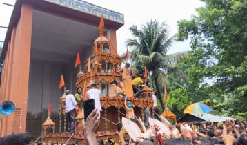 বাগেরহাটে ৪০০ বছরের ঐতিহ্যবাহী রথযাত্রা শুরু, বসেছে মেলা