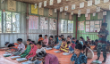 নদীর কোলে শিক্ষার সংগ্রাম: চরের শিশুদের গল্প