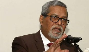 সাবেক সিইসি নুরুল হুদাকে ধরে পুলিশে সোপর্দ