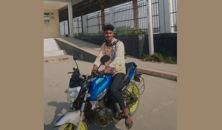 ক্ষেতে গরু যাওয়ায় মাকে মারধর, ছেলেকে পিটিয়ে হত্যার অভিযোগ ক্ষেতে গরু যাওয়ায় মাকে মারধর, ছেলেকে পিটিয়ে হত্যার অভিযোগ
