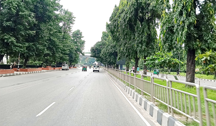 ঈদের তৃতীয় দিনেও ফাঁকা রাজধানীর সড়ক