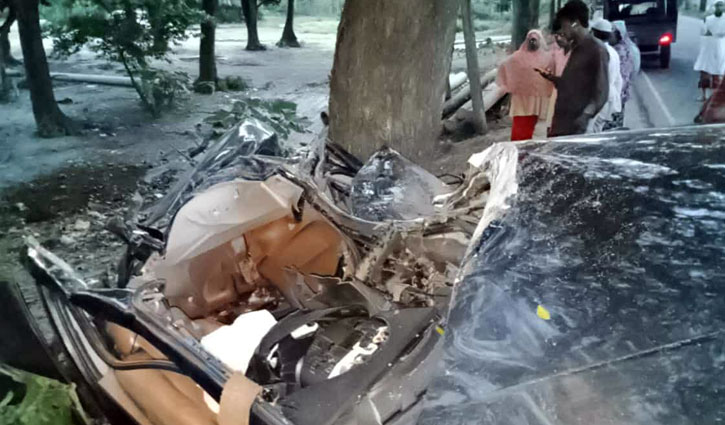 Chhatra League leader among 2 killed in Jashore road accident