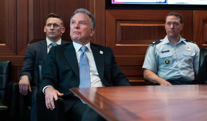 US luring Iran to talks 