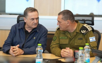 Israeli defence minister orders attacks on Iran after ceasefire ‘violation’