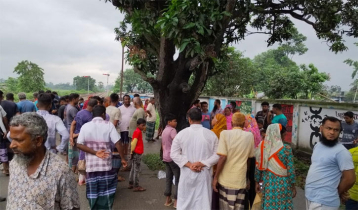 Woman dies after being hit by train in Dinajpur