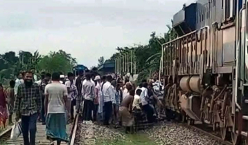 Two crushed under train wheels in Nilphamari