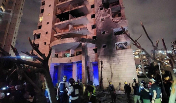3 killed, 67 hospitalized after Iranian missiles hit central Israel