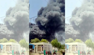 Passenger plane with 242 onboad crashes in India