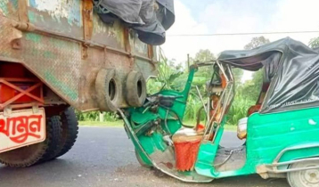 Two killed in Sirajganj road crash