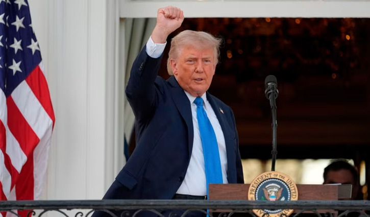 US imposes travel ban on citizens of 12 countries 