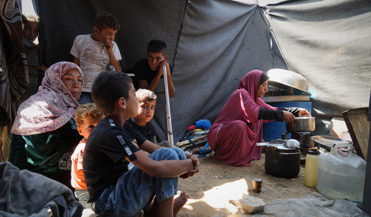 Israeli strikes kill 42 Palestinians on Eid day