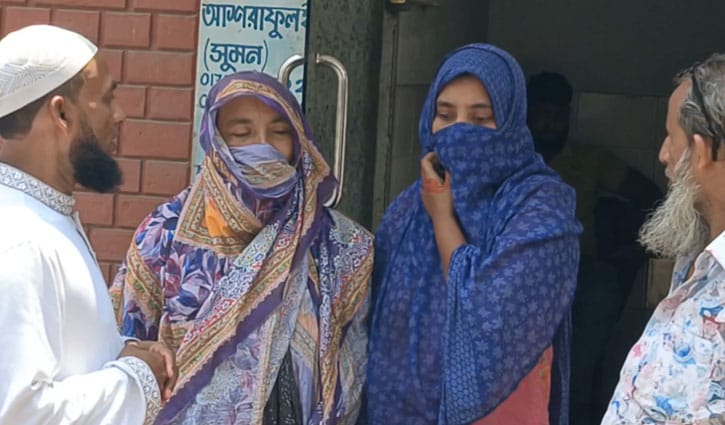 কোরবানির মাংস কাটা নিয়ে দ্বন্দ্ব, বড় ভাইয়ের মুখে বিষ দিলো ছোট ভাই