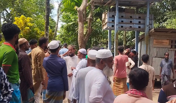 পটুয়াখালীতে সৎ মা ও দাদিকে গলাকেটে হত্যা পটুয়াখালীতে সৎ মা ও দাদিকে গলাকেটে হত্যা