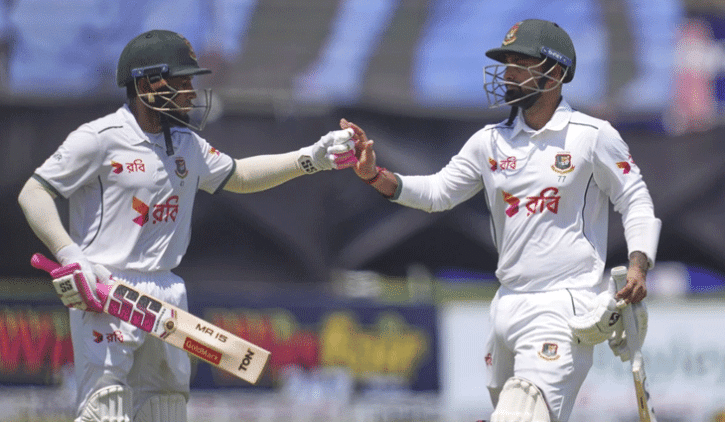 প্রথম দিনে বাংলাদেশের সংগ্রহ ৮ উইকেটে ২২০