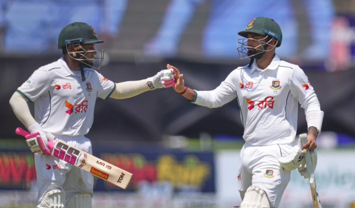 ৬১ রানে ৫ উইকেট হারিয়ে অস্বস্তি ৬১ রানে ৫ উইকেট হারিয়ে অস্বস্তি