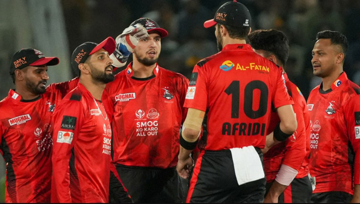 প্রত্যাবর্তনের ম্যাচে গোল্ডেন ডাক ও উইকেটশূন্য সাকিব