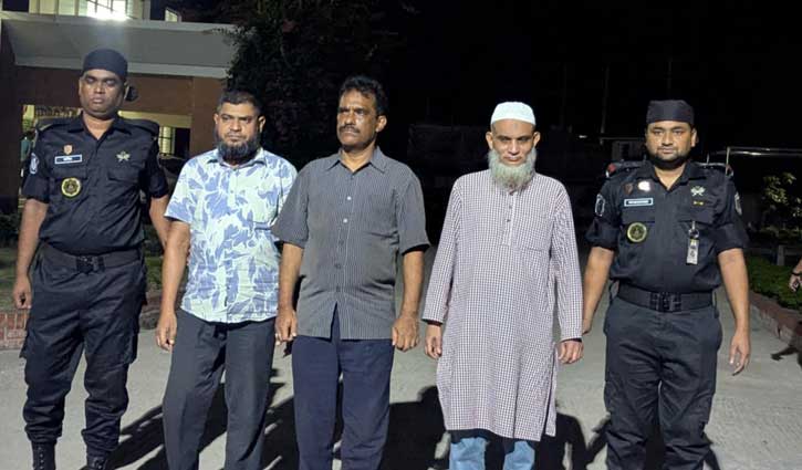 ৩৪ কোটি টাকার কষ্টিপাথর উদ্ধার, গ্রেপ্তার ৪