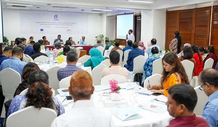 ৬ বছরে বিদেশ থেকে ৬৭ হাজার নারী ফিরেছেন: ব্র্যাক ৬ বছরে বিদেশ থেকে ৬৭ হাজার নারী ফিরেছেন: ব্র্যাক