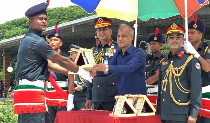 সীমান্তে পুশ-ইন বাড়লেও নিরাপত্তার অভাব নেই: স্বরাষ্ট্র উপদেষ্টা