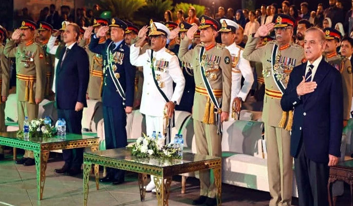 যুদ্ধে ইসলামাবাদ-দিল্লি দুর্ভোগ ছাড়া কিছুই পায়নি: শাহবাজ শরিফ যুদ্ধে ইসলামাবাদ-দিল্লি দুর্ভোগ ছাড়া কিছুই পায়নি: শাহবাজ শরিফ