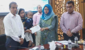 দিনাজপুরে গণঅভ্যুত্থানে শহীদ পরিবার পেল ১০ লাখ টাকা