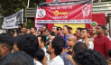 সংহতি জানালেন সাবেক শিক্ষার্থীরা, উপস্থিত বিএনপি নেতারাও