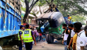 নিয়ন্ত্রণ হারিয়ে ট্রাক কাঁচা বাজারে, নিহত ২ 