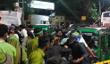নার্সিং শিক্ষার্থীদের শাহবাগ অবরোধ, জনভোগান্তি চরমে