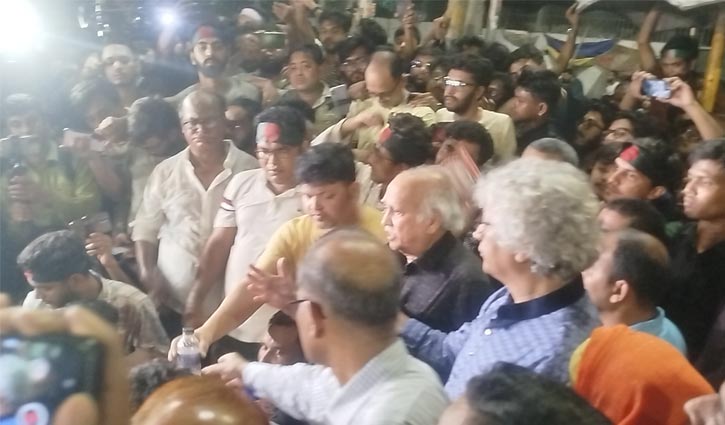 Govt accepts JnU students’ demands: UGC chairman Govt accepts JnU students’ demands: UGC chairman