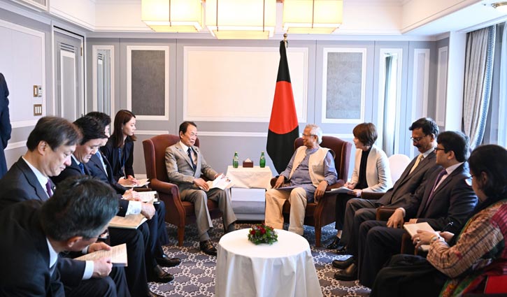 Chief Adviser holds meeting with former Japanese PM