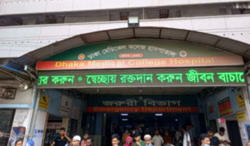 Woman dies in Banani road accident