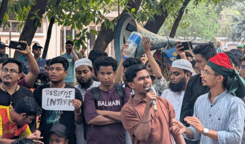 Protesters stage sit-in outside Jamuna, seek AL ban