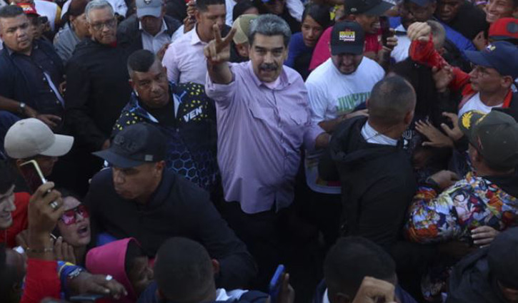 ট্রাম্পকে ‘চিরস্থায়ী যুদ্ধ’ এর দিকে না যাওয়ার আহ্বান মাদুরোর