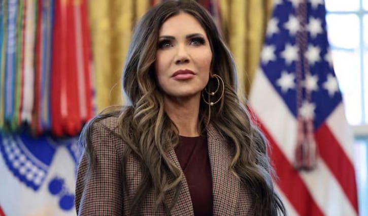 আরো বেশি সংখ্যক দেশের ওপর ভ্রমণ নিষেধাজ্ঞা আরোপ করবে যুক্তরাষ্ট্র