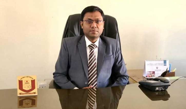 পাবিপ্রবির মানবিক অনুষদের ডিন হলেন হুমায়ূন কবীর